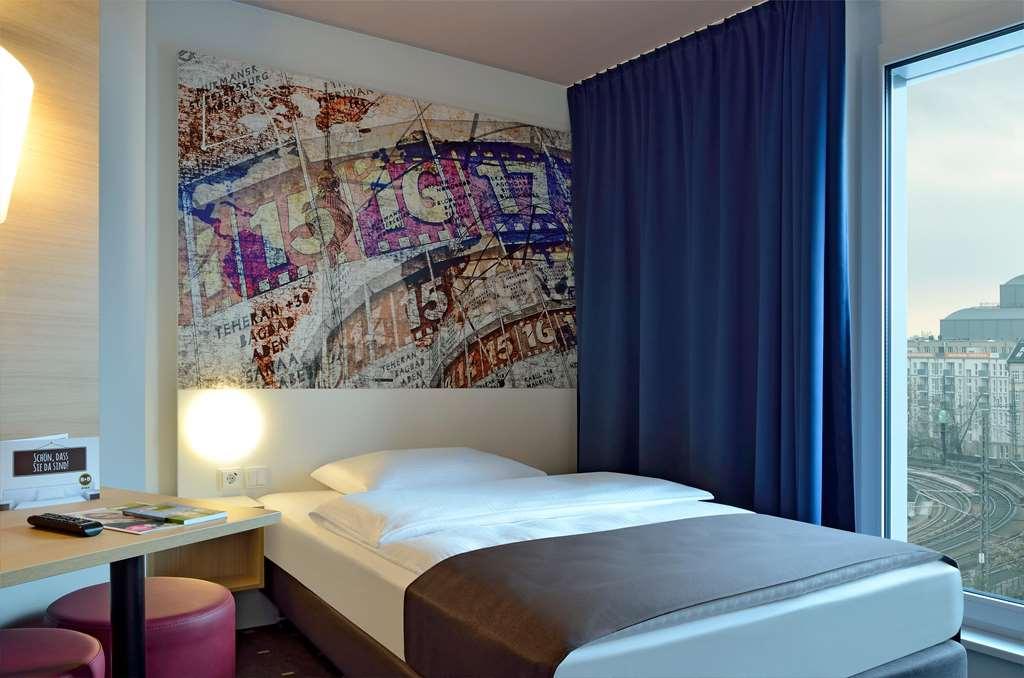 B&B Hotel Berlin-Alexanderplatz Værelse billede